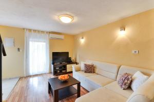 Gallery image of NEW! Holiday home Dalmazia in Vir