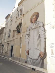 Fotografia z galérie ubytovania Lunaria Annua Coeur Centre-Historique Avignon, à deux pas du Palais, 4-5 personnes Clim Wifi v Avignone