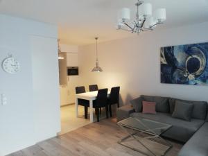 Posedenie v ubytovaní Apartament Dolny Sopot