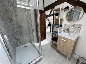 Kúpeľňa v ubytovaní Appartement Le Saint haut Centre ville à Saint-Omer