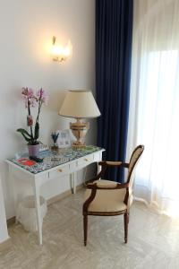 Posezení v ubytování Capri Bougainville Luxury Boutique Hotel