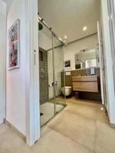 A bathroom at casa prima gardenia