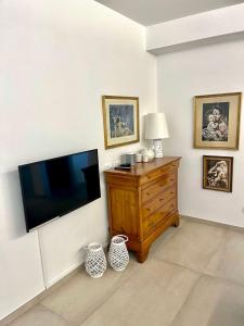 A television and/or entertainment centre at casa prima gardenia