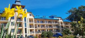 Budova, kde se apartmán nachází + 65 fotografií