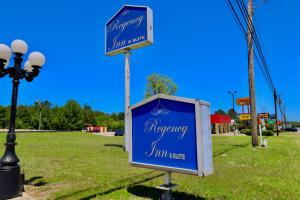 Certifikát, hodnocení, plakát nebo jiný dokument vystavený v ubytování Regency Inn & Suites