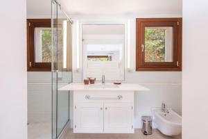 A bathroom at Villa Lumb