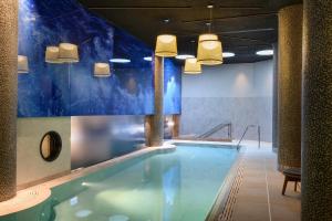 Piscina di Port Tower by Isrotel Design o nelle vicinanze