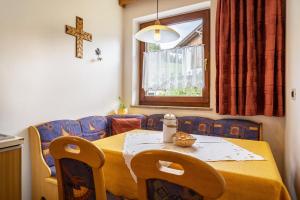 Fotografie z fotogalerie ubytování Rotsteinhof Apartement Sonnenschein v destinaci Verano + 11 fotografií