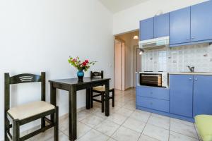 Gallery image of Asterina Seaside Apartments in Kalyves