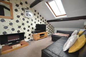 Gallery image of 10 Chad Valley in Telford