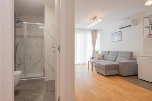 Φωτογραφία από το άλμπουμ του Luxury Apartment Solinka With Private Parking σε Σολίν