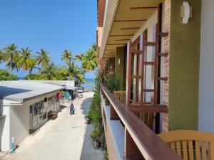 Balkón alebo terasa v ubytovaní Maladiwa Beach & Spa