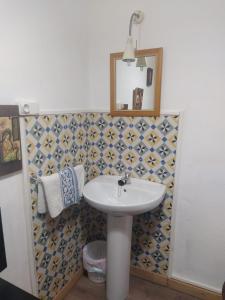 حمام في Hostal España