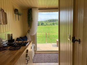 Fotografie z fotogalerie ubytování Neddys Rest Luxury Horsebox Stay v destinaci Battle