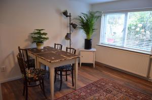 Gallery image of Hotel De Waag in Bergen