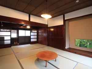 Kép carafuru Japanese Old House szállásáról Szadóban a galériában
