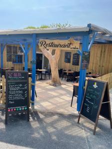 Fotografie z fotogalerie ubytování Camping de la Dune "Les Flots Bleus" v destinaci Pyla Sur Mer