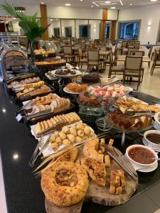 Comida no hotel ou em algum lugar perto