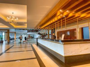 O saguão ou recepção de Grand Carimã Resort & Convention Center
