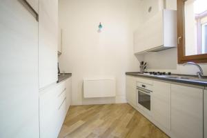 Kuchyňa alebo kuchynka v ubytovaní CEFAS Apartments