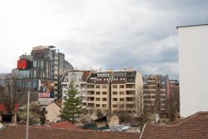 The building in which Az apartmant is located