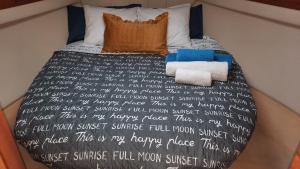 Gallery image of Yaku Wayra Charter in Playa Blanca