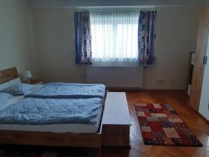 Postel nebo postele na pokoji v ubytování Ferienwohnung Haus Graf