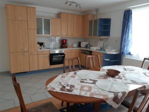 Kuchyň nebo kuchyňský kout v ubytování Ferienwohnung Haus Graf