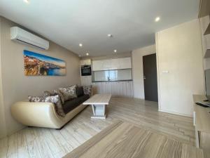 A seating area at PARADISO 'В' 102 PRIVATE SEA VIEW Apartment