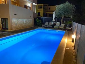 Der Swimmingpool an oder in der Nähe von Borik Hills