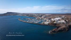 Gallery image of Yaku Wayra Charter in Playa Blanca