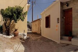 Το κτήριο όπου στεγάζεται  το διαμέρισμα