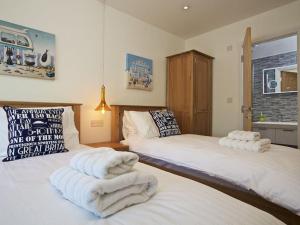 Gallery image of The Barn, 20 At The Beach in Beesands
