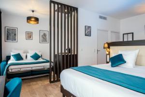 Posteľ alebo postele v izbe v ubytovaní Cottages de France CDG