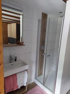 Koupelna v ubytování Gästehaus Rita