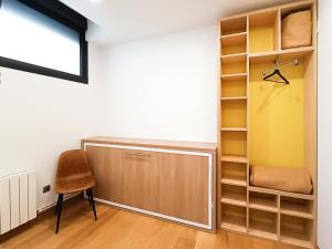 Zdjęcie z galerii obiektu NEW! Lovely 3-Bedroom Loft in Bilbao w mieście Bilbao