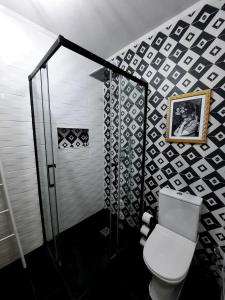 Ένα μπάνιο στο Sunset House +79 φωτογραφίες