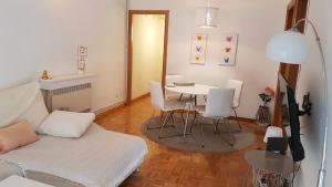 巴塞隆納的住宿－Apartamento Cartellà 4 habitaciones，相簿中的一張相片