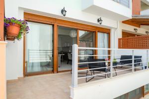 A balcony or terrace at Trinity Seaside Family Maisonette