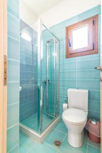 A bathroom at Trinity Seaside Family Maisonette
