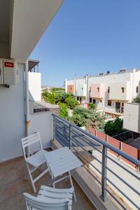 A balcony or terrace at Trinity Seaside Family Maisonette