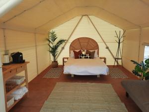 Gallery image of TRANQUILO - Dead Sea Glamping in Metsoke Dragot