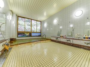 Koupelna v ubytování 阿寺温泉 フォレスパ木曽あてら荘 + 37 fotografií