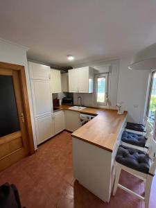 Kuchyň nebo kuchyňský kout v ubytování Apartamento Lagos Azules I