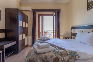 Кровать или кровати в номере Hotel Karacam