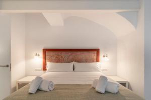 Posteľ alebo postele v izbe v ubytovaní Alta House Apartments 3 Calas