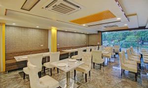 Gallery image of Treebo Trend S G Grand in Agra