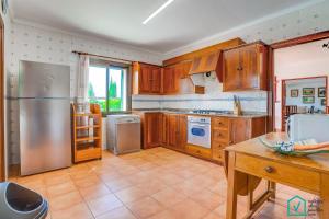 Kuchyň nebo kuchyňský kout v ubytování Finca SIONA Alcudia by Mallorca Villa Selection