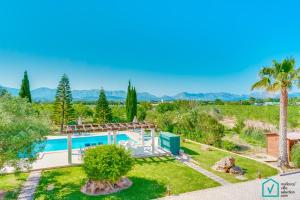 Bazén v ubytování Finca SIONA Alcudia by Mallorca Villa Selection nebo v jeho okolí