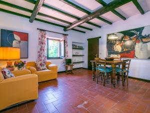 Posedenie v ubytovaní Holiday Home Bardeggiano - Caterina 5 by Interhome